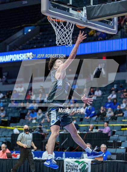 Thumbnail 3 in Catholic Central vs. Ferndale (MHSAA D2 Semifinal) photogallery.