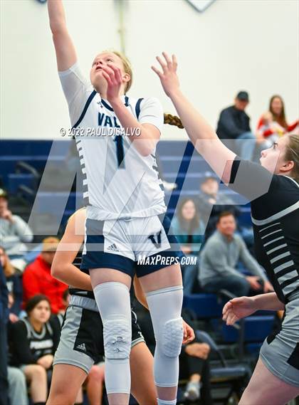 Thumbnail 2 in Pomona @ Valor Christian photogallery.