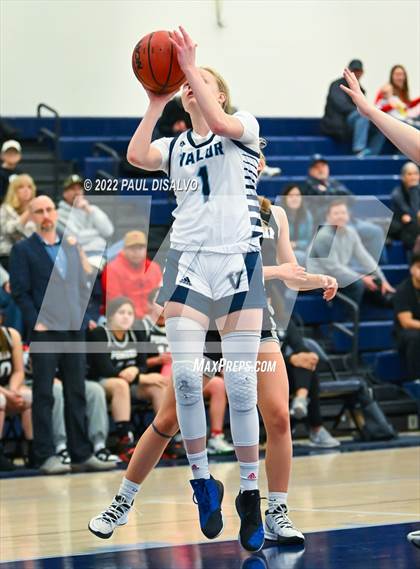 Thumbnail 2 in Pomona @ Valor Christian photogallery.