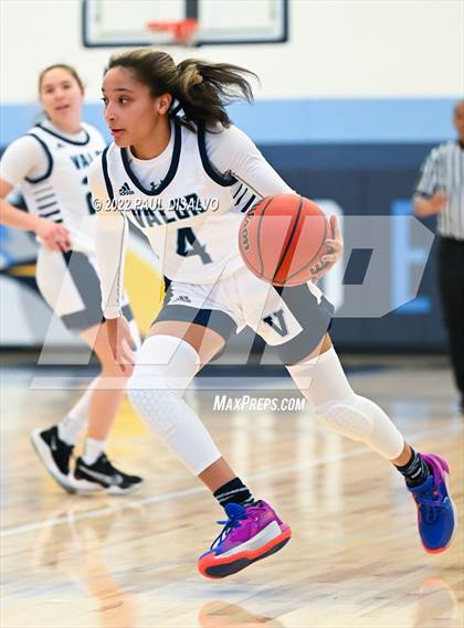 Thumbnail 3 in Pomona @ Valor Christian photogallery.