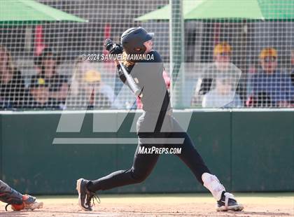 Thumbnail 1 in  Chaminade @ Harvard-Westlake photogallery.