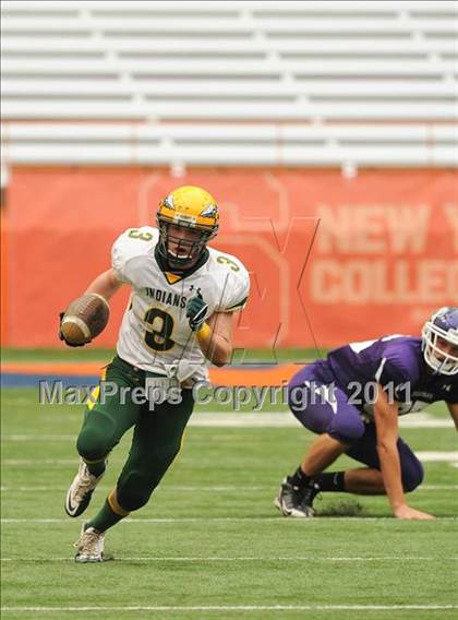 Thumbnail 2 in Ravena-Coeymans-Selkirk vs. Watertown (Syracuse Kickoff Classic ) photogallery.