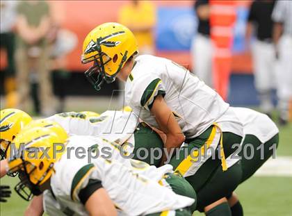 Thumbnail 3 in Ravena-Coeymans-Selkirk vs. Watertown (Syracuse Kickoff Classic ) photogallery.
