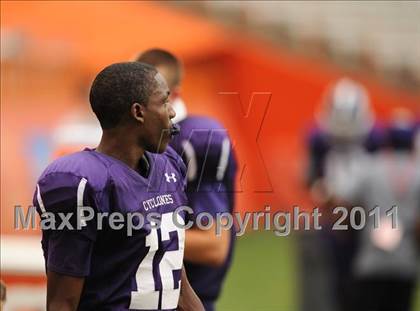 Thumbnail 1 in Ravena-Coeymans-Selkirk vs. Watertown (Syracuse Kickoff Classic ) photogallery.