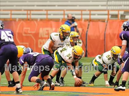 Thumbnail 3 in Ravena-Coeymans-Selkirk vs. Watertown (Syracuse Kickoff Classic ) photogallery.