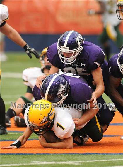 Thumbnail 1 in Ravena-Coeymans-Selkirk vs. Watertown (Syracuse Kickoff Classic ) photogallery.