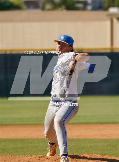 Thumbnail 2 in Santa Margarita @ Villa Park photogallery.