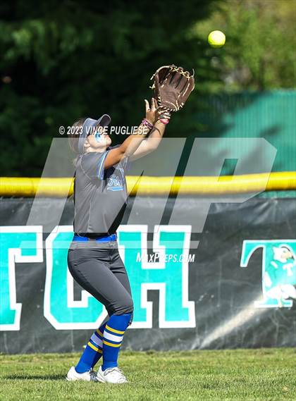 Thumbnail 3 in Rochester @ Tumwater photogallery.