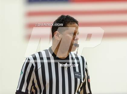 Thumbnail 3 in Eastlake vs. Newport - Bellevue photogallery.