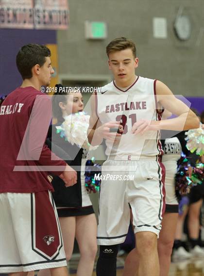Thumbnail 3 in Eastlake vs. Newport - Bellevue photogallery.