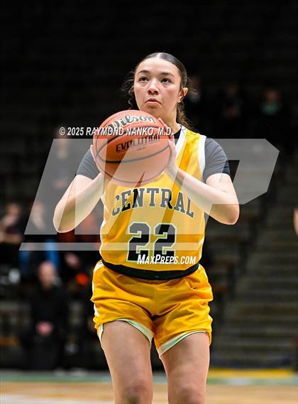 Thumbnail 2 in Plainfield vs Evansville Central photogallery.
