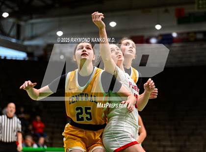 Thumbnail 2 in Plainfield vs Evansville Central photogallery.