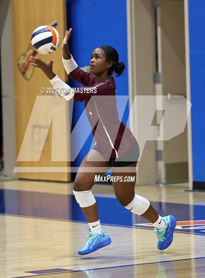 Thumbnail 1 in JV: Sun Valley @ Marvin Ridge photogallery.