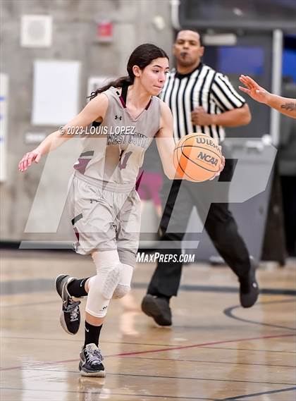 Thumbnail 1 in West Covina @ Diamond Ranch photogallery.