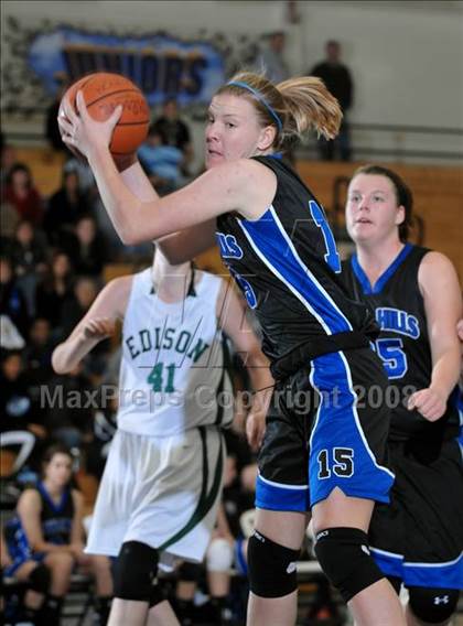 Thumbnail 2 in Dana Hills vs. Edison (Larry Doyle Tournament) photogallery.