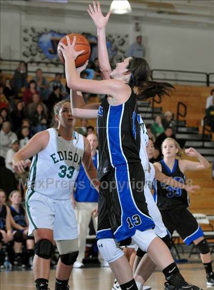 Thumbnail 3 in Dana Hills vs. Edison (Larry Doyle Tournament) photogallery.