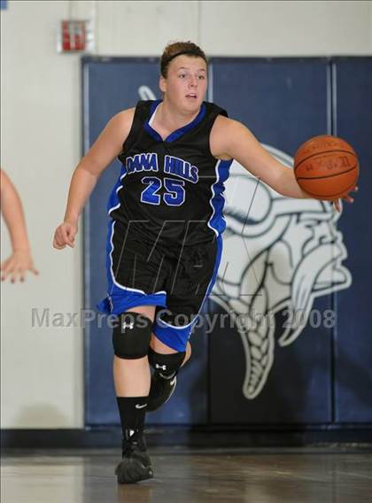 Thumbnail 2 in Dana Hills vs. Edison (Larry Doyle Tournament) photogallery.