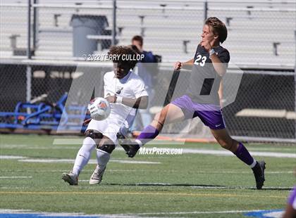 Thumbnail 3 in Lehi vs. Stansbury (UHSAA 5A Semifinal) photogallery.