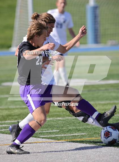 Thumbnail 2 in Lehi vs. Stansbury (UHSAA 5A Semifinal) photogallery.