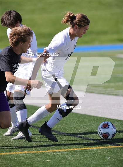 Thumbnail 1 in Lehi vs. Stansbury (UHSAA 5A Semifinal) photogallery.