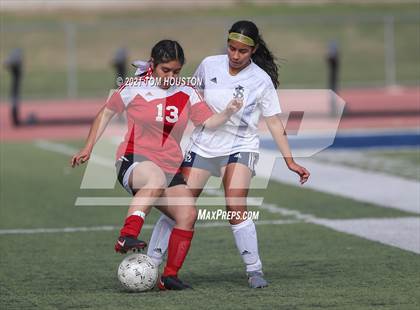 Thumbnail 1 in St. Lucy's vs. Gladstone photogallery.
