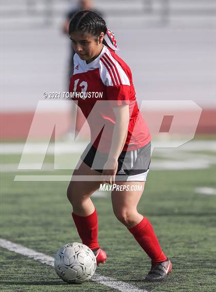 Thumbnail 2 in St. Lucy's vs. Gladstone photogallery.