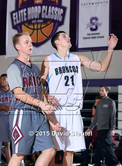 Thumbnail 1 in Weston Ranch vs. Clovis North (St. Hope Elite Classic) photogallery.
