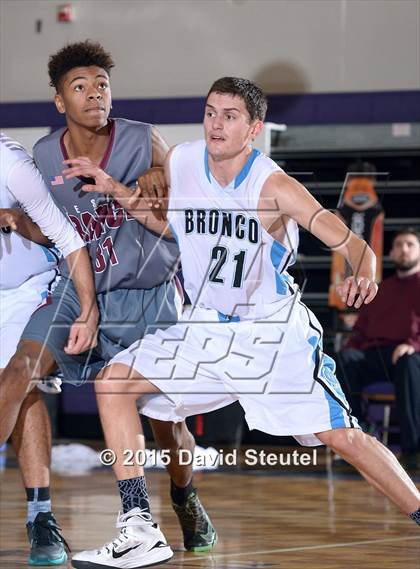 Thumbnail 1 in Weston Ranch vs. Clovis North (St. Hope Elite Classic) photogallery.