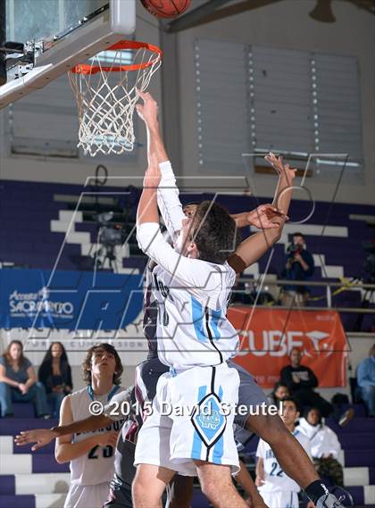 Thumbnail 1 in Weston Ranch vs. Clovis North (St. Hope Elite Classic) photogallery.