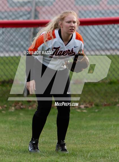Thumbnail 1 in Wellsville @ Columbiana photogallery.