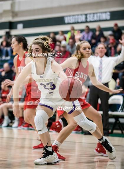 Thumbnail 3 in Central Arkansas Christian v Glen Rose (AAA 3A District Playoff) photogallery.