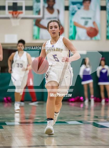 Thumbnail 1 in Central Arkansas Christian v Glen Rose (AAA 3A District Playoff) photogallery.