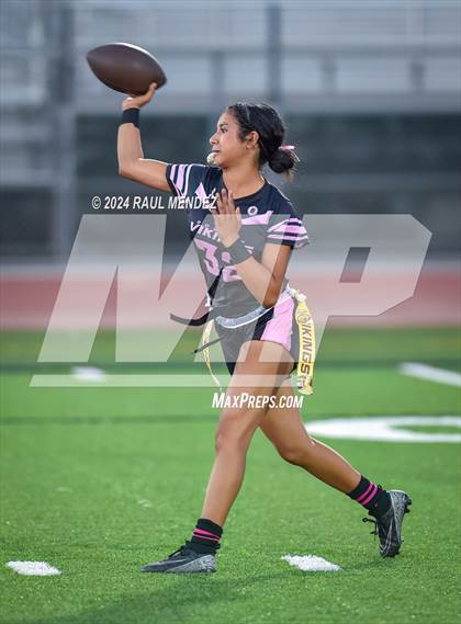 Thumbnail 1 in Warren @ Downey photogallery.