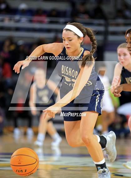 Thumbnail 1 in Weldon vs. Bishop McGuinness (NCHSAA 1A Regional Playoff) photogallery.