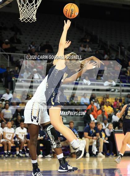 Thumbnail 1 in Weldon vs. Bishop McGuinness (NCHSAA 1A Regional Playoff) photogallery.