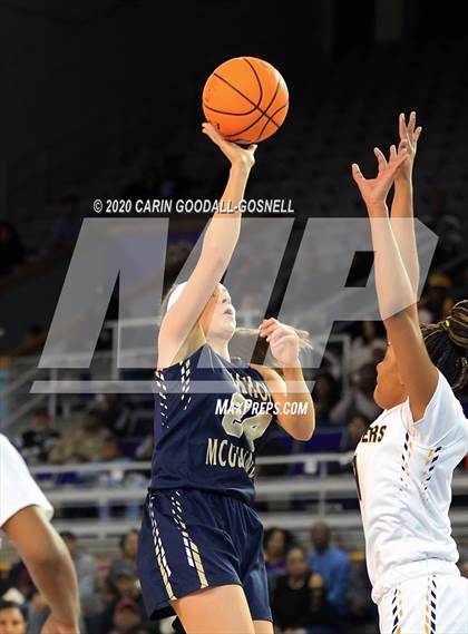 Thumbnail 2 in Weldon vs. Bishop McGuinness (NCHSAA 1A Regional Playoff) photogallery.