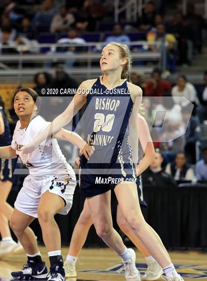 Thumbnail 2 in Weldon vs. Bishop McGuinness (NCHSAA 1A Regional Playoff) photogallery.