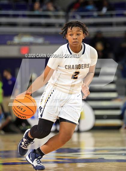 Thumbnail 2 in Weldon vs. Bishop McGuinness (NCHSAA 1A Regional Playoff) photogallery.