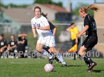Thumbnail 3 in Bradford vs. Brookfield Central (Muskego Invite) photogallery.