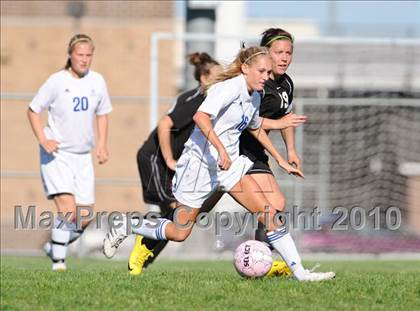 Thumbnail 3 in Bradford vs. Brookfield Central (Muskego Invite) photogallery.