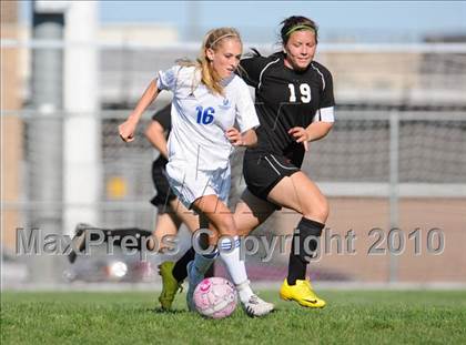 Thumbnail 1 in Bradford vs. Brookfield Central (Muskego Invite) photogallery.