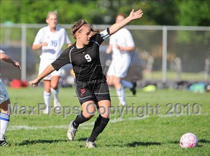 Thumbnail 3 in Bradford vs. Brookfield Central (Muskego Invite) photogallery.