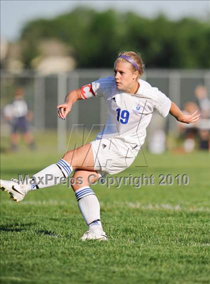 Thumbnail 1 in Bradford vs. Brookfield Central (Muskego Invite) photogallery.