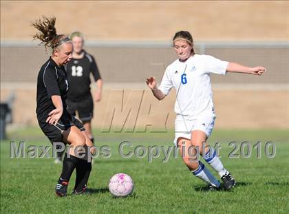 Thumbnail 2 in Bradford vs. Brookfield Central (Muskego Invite) photogallery.