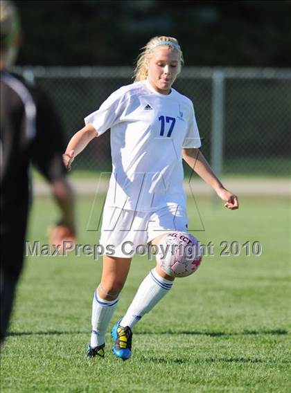 Thumbnail 3 in Bradford vs. Brookfield Central (Muskego Invite) photogallery.