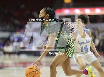 Thumbnail 3 in Enka vs. Northwood (NCHSAA 3A Championship) photogallery.