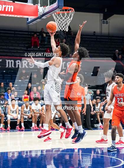 Thumbnail 2 in Salesian College Preparatory vs. Pacifica Christian/Orange County (MaxPreps MLK Classic) photogallery.