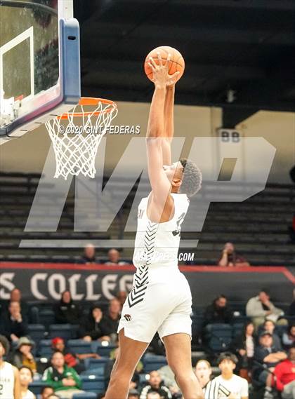 Thumbnail 3 in Salesian College Preparatory vs. Pacifica Christian/Orange County (MaxPreps MLK Classic) photogallery.