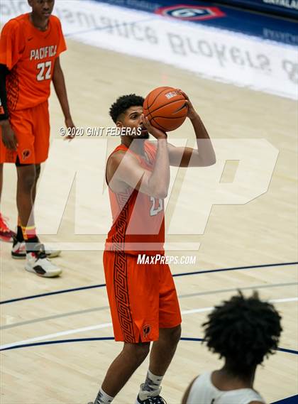 Thumbnail 2 in Salesian College Preparatory vs. Pacifica Christian/Orange County (MaxPreps MLK Classic) photogallery.