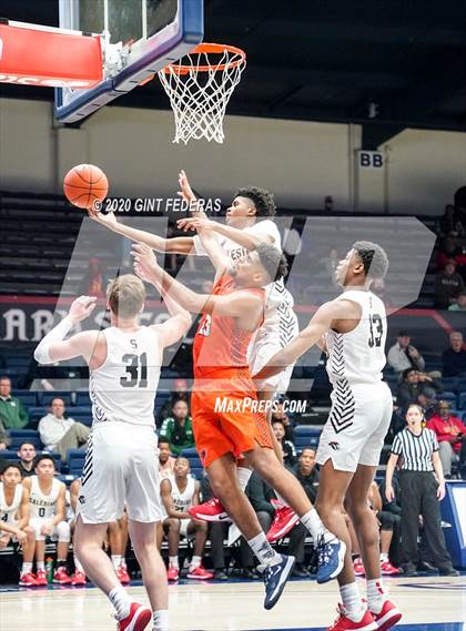 Thumbnail 3 in Salesian College Preparatory vs. Pacifica Christian/Orange County (MaxPreps MLK Classic) photogallery.
